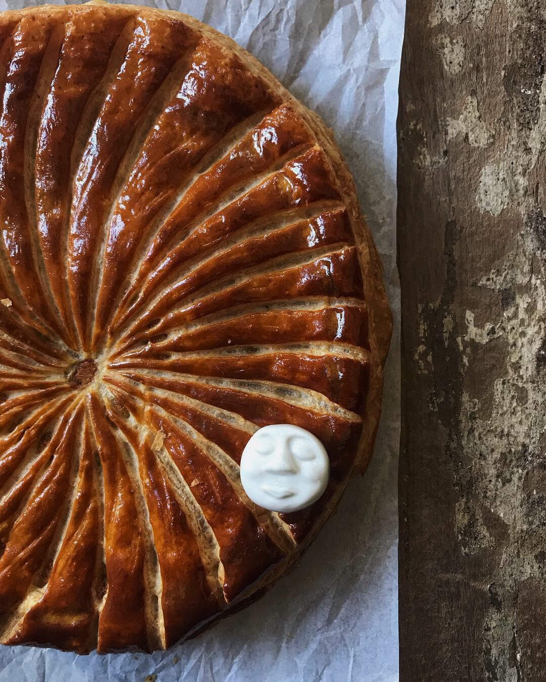 Let them eat (king) cake! suck the heads